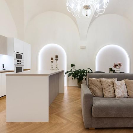 Arch Iv. Apartamento Praga Exterior foto